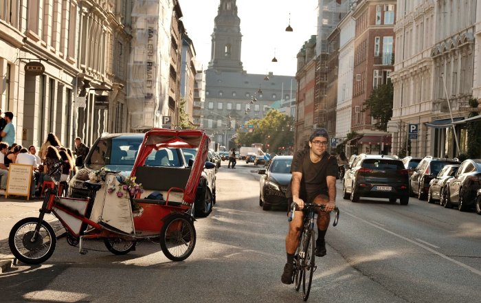 Article Image for How Mobility Innovations Are Rewriting Urban Commerce