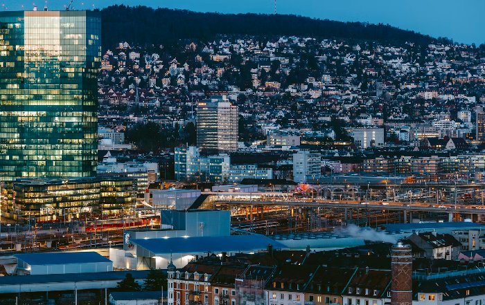 Article Image for Switzerland’s Role as a Global Wealth Management Hub