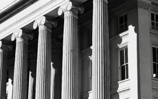 Article Image for The Intersection of Technology and Traditional Banking